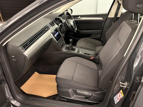 Volkswagen Passat 1.6 Tdi Bluemotion Grey #4