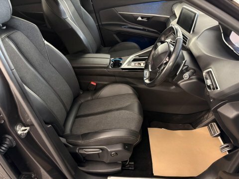 Peugeot 5008 1.5 Bluehdi Gt Grey #4