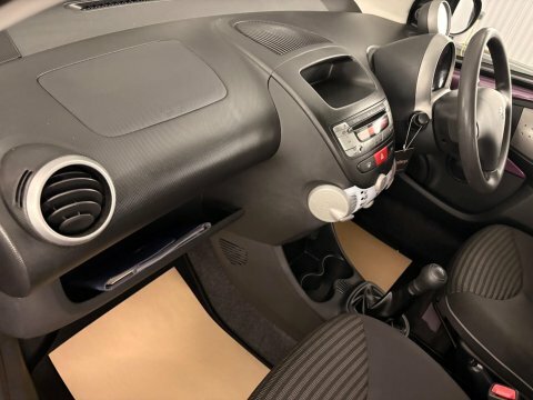 Peugeot 107 107 Active Blue #15