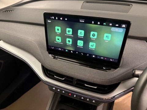 Skoda ENYAQ Vrs Black #17
