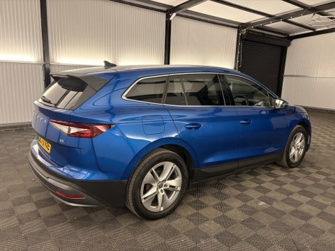 Skoda ENYAQ Vrs Black #53