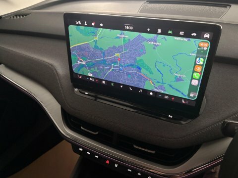 Skoda ENYAQ Vrs Black #12