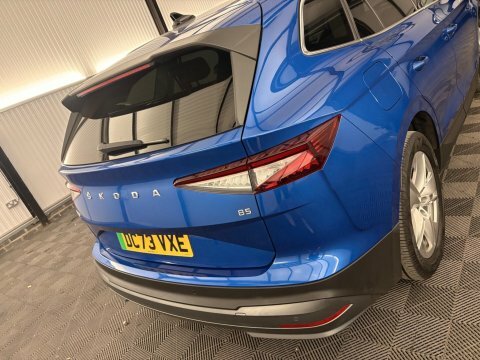Skoda ENYAQ Vrs Black #38