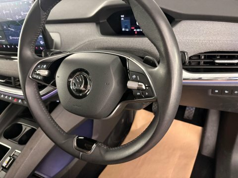 Skoda ENYAQ Vrs Black #25