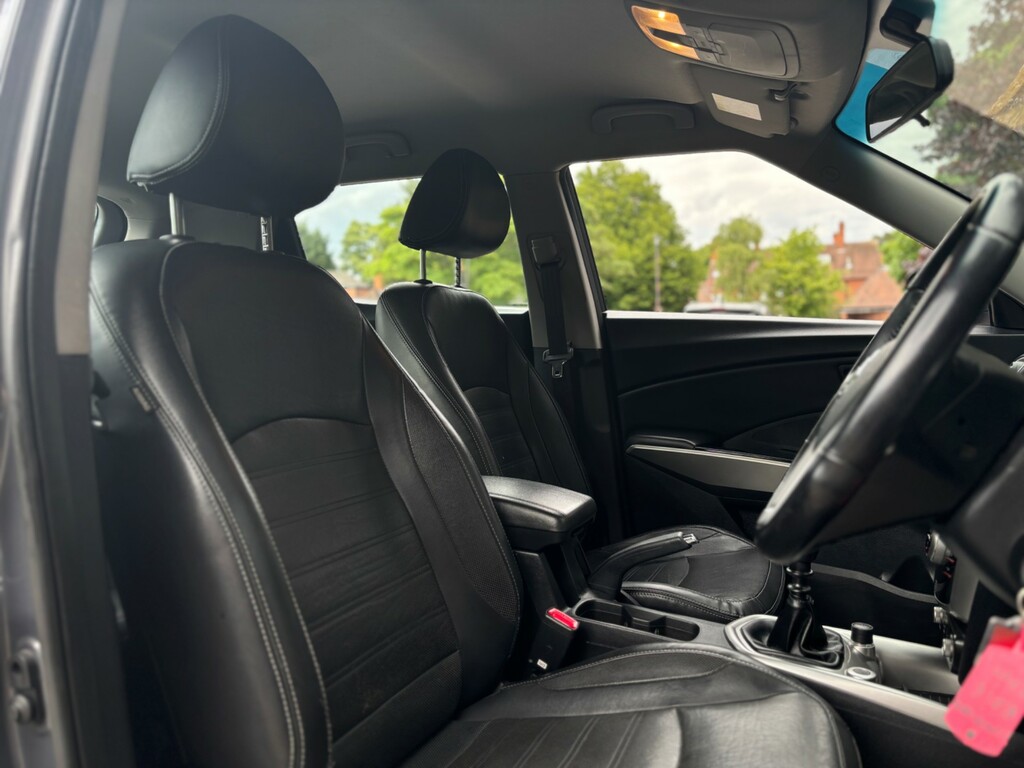 SsangYong Tivoli 1.6 E-xdi Se Euro 6 Silver #16