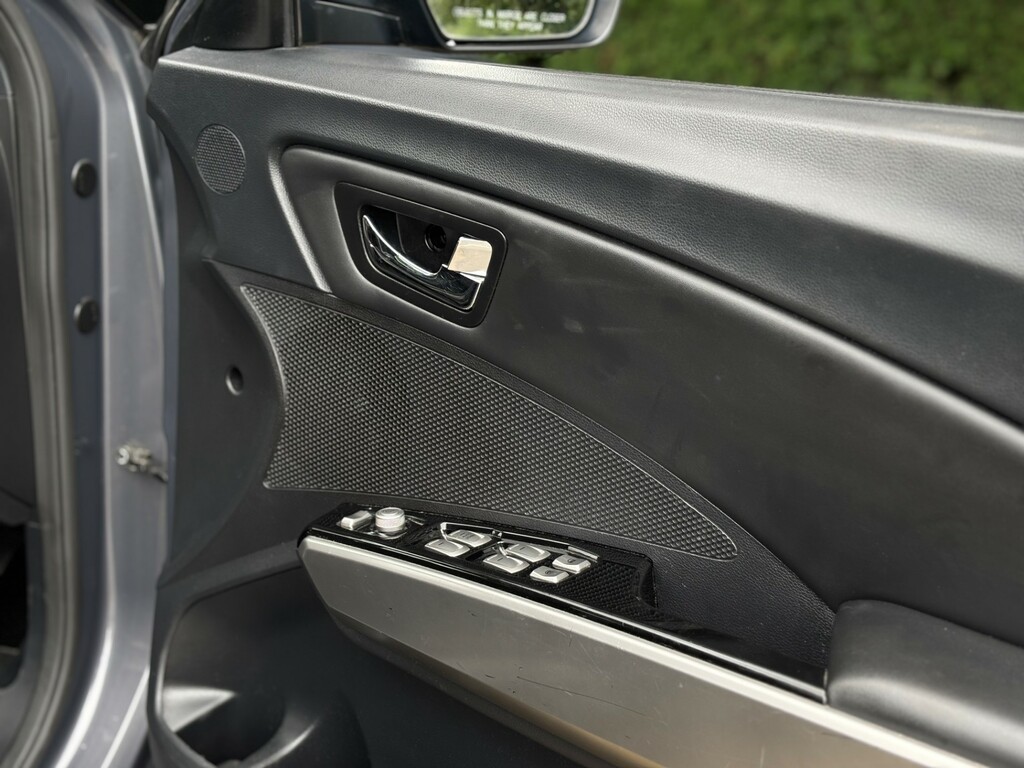SsangYong Tivoli 1.6 E-xdi Se Euro 6 Silver #12