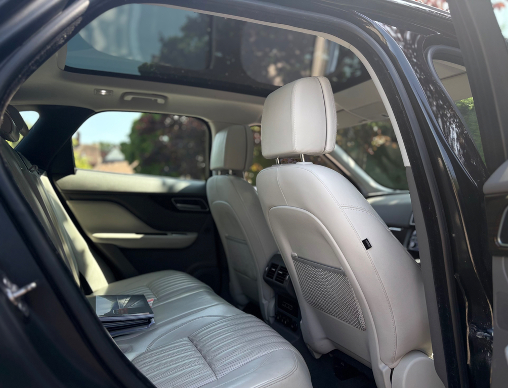 Jaguar F-Pace 2.0 I4 180Ps Portfolio Awd Red #19