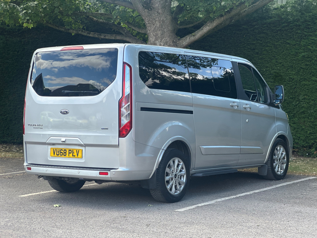 Ford Tourneo Custom Mpv Silver #3