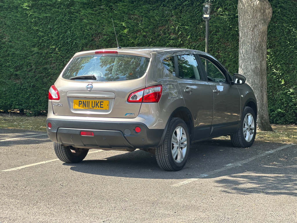 Nissan Qashqai 1.5 Dci 110 Acenta Beige #2