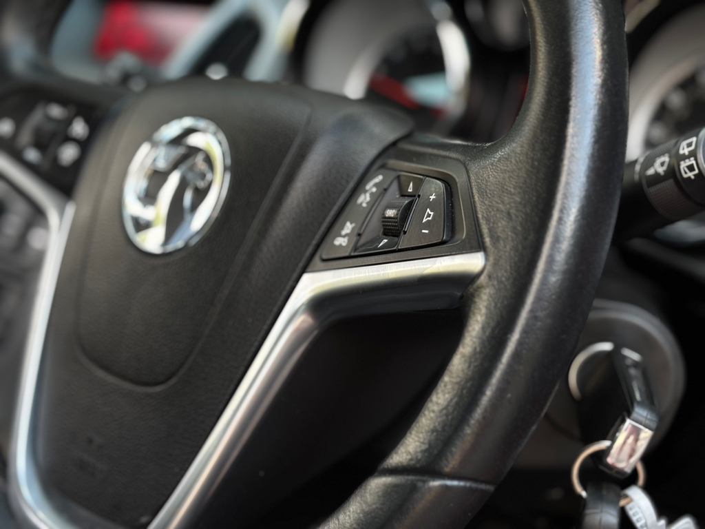 Vauxhall Astra GTC Sport Black #9