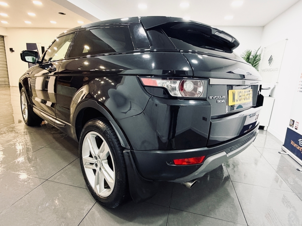 Land Rover Range Rover Evoque 2.2 Sd4 Pure Tech Black #3