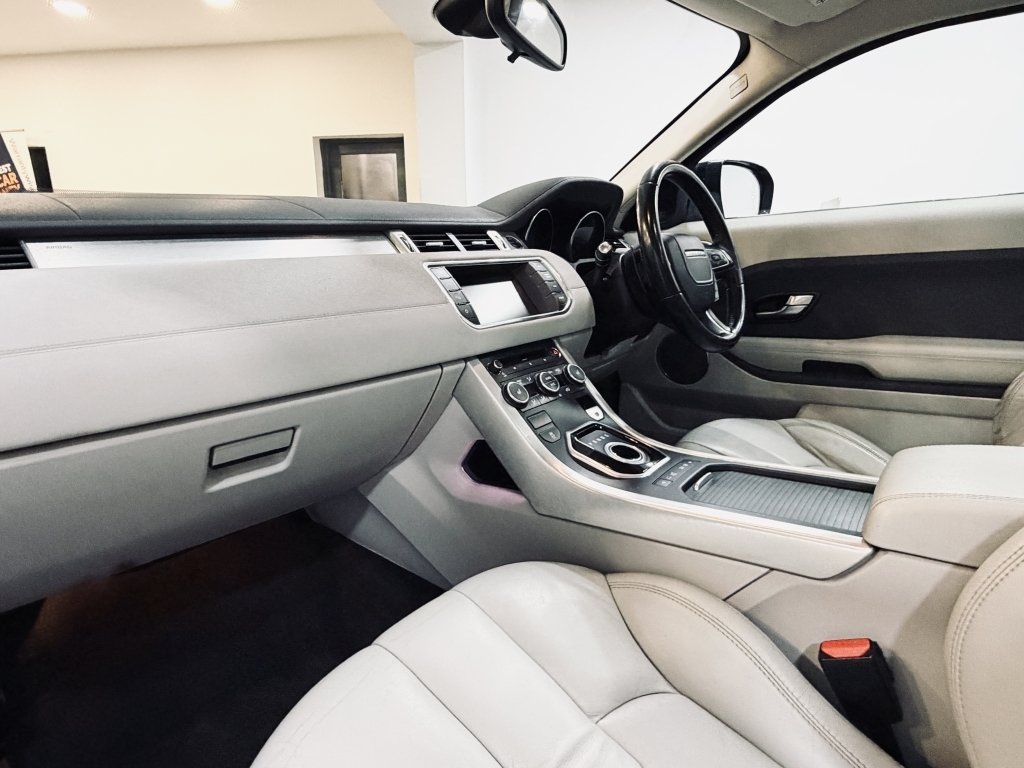 Land Rover Range Rover Evoque Range Black #9