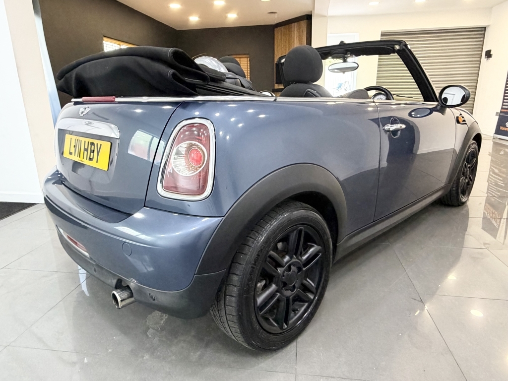Mini Convertible 1.6 One Blue #4