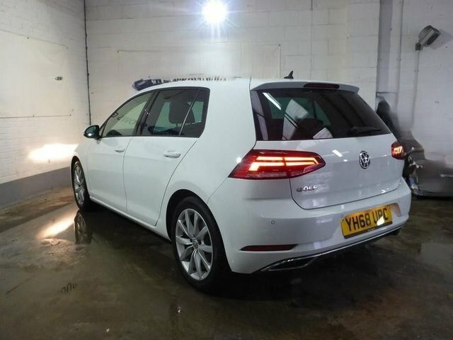 Volkswagen Golf Hatchback 1.5 Tsi Evo Se D Grey #3