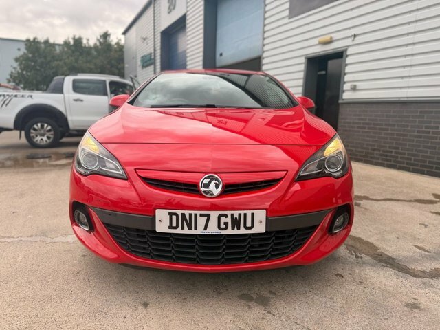 Vauxhall Astra GTC 1.4I Turbo Limited Edition Coupe Red #2