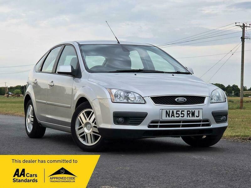 Ford Focus 1.6 Ghia Silver