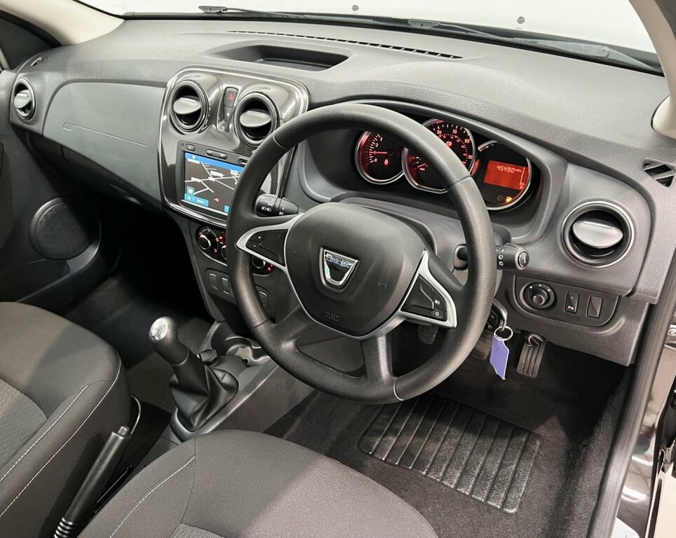 Dacia Sandero 1L Comfort Black #4