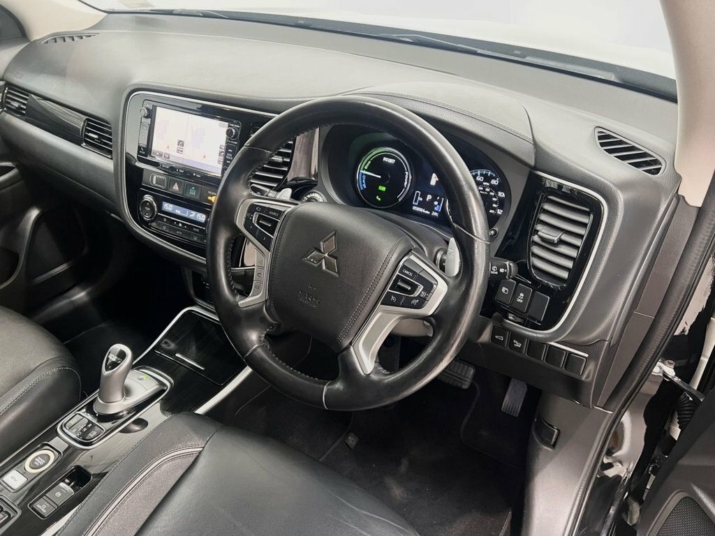 Mitsubishi Outlander 2L 4H WM17FSP Black #3