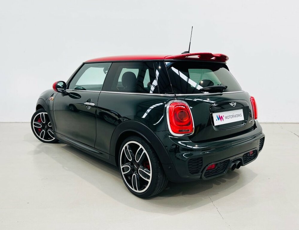 Mini Hatch 2L John Cooper Works Green #2