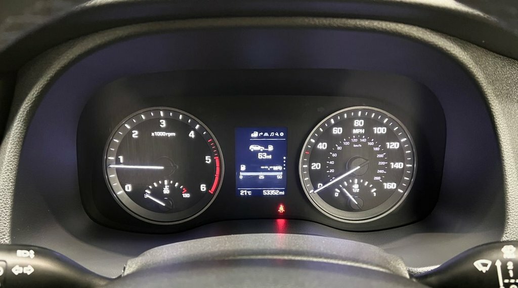Hyundai Tucson 1.7L Se Nav White #5