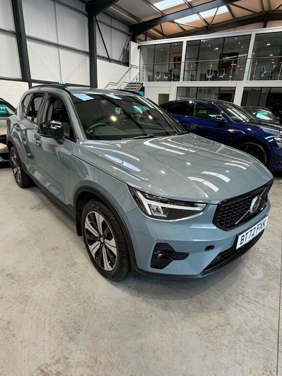 Volvo XC40 2022 1.5H T4 Recharge 10.7Kwh Plus Suv BT72FXK Grey #2