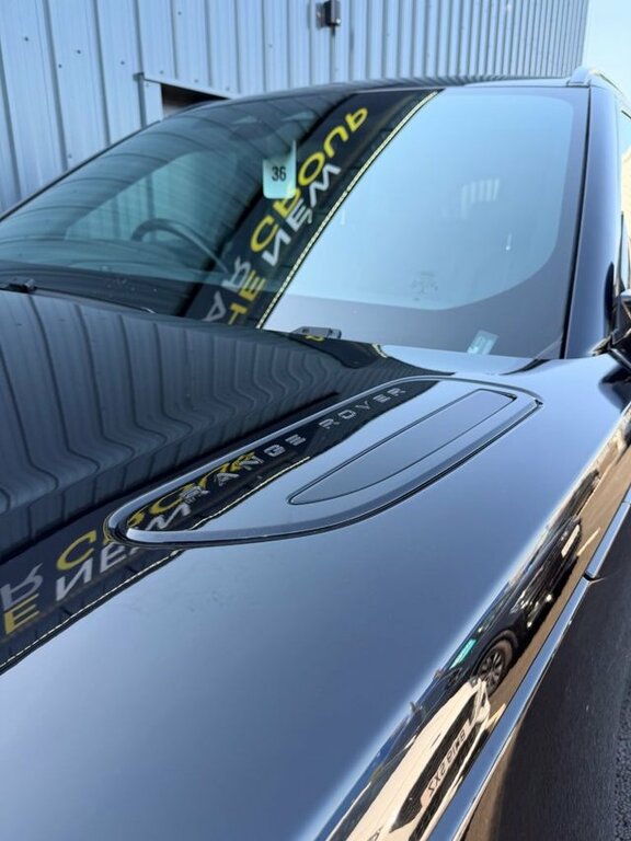 Land Rover Range Rover Velar 2022 2.0 D200 Mhev Edition Suv 4Wd MT22GZM Black #4
