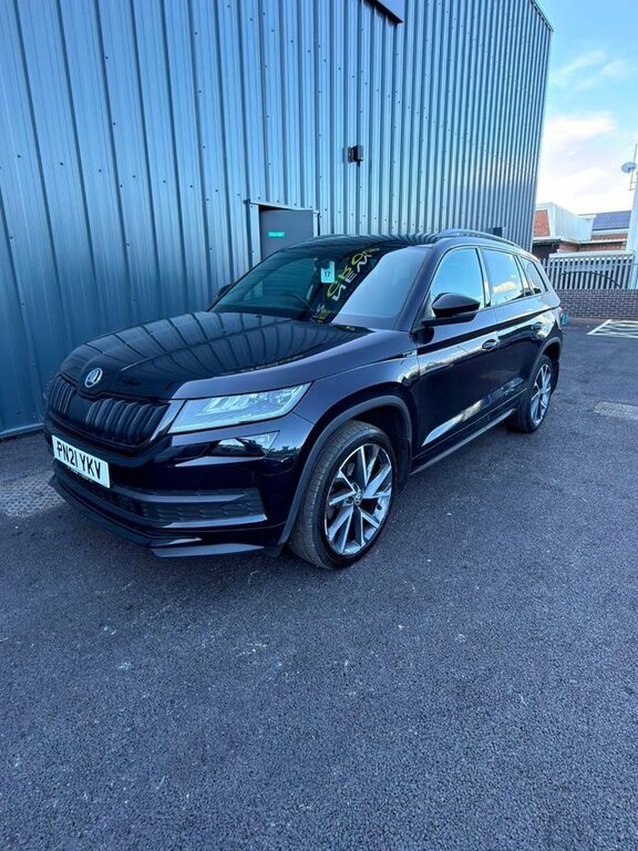 Skoda Kodiaq 2021 1.5 Tsi Act Sportline Suv Dsg Euro Black