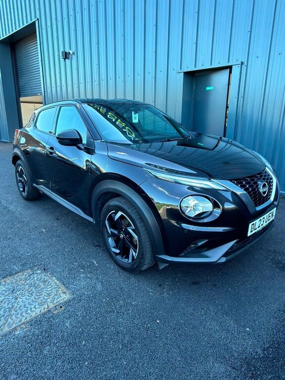 Nissan Juke 2023 1.0 Dig-t N-connecta Suv Eu Black