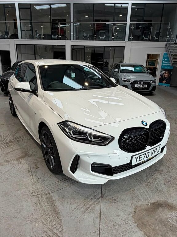 BMW 1 Series 2020 1.5 118I M Sport Hatchback Dct Eur White #2