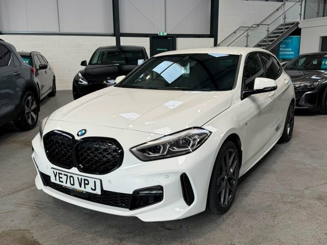 BMW 1 Series 2020 1.5 118I M Sport Hatchback Dct Eur White #3