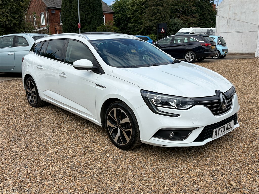 Renault Megane 1.5 L Iconic Dci Edc White #2