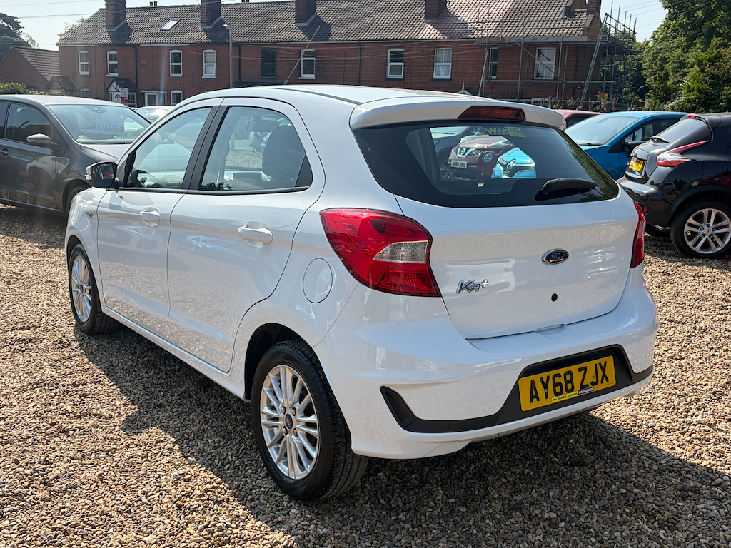 Ford KA+ 1.2 L Zetec White #5