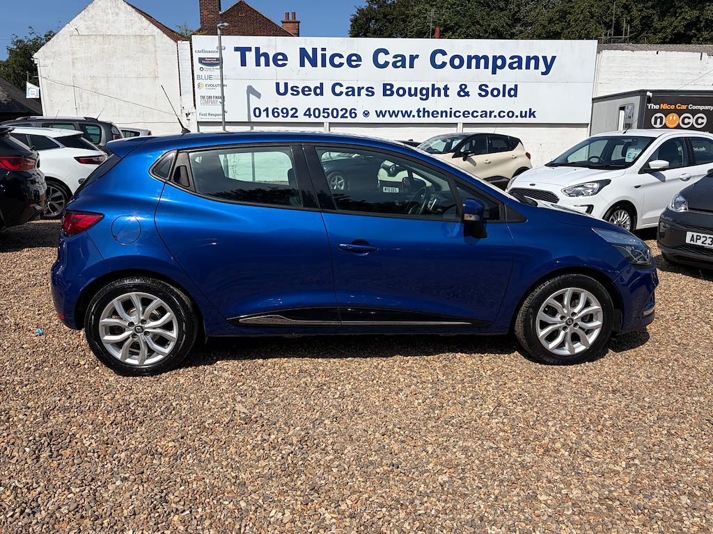 Renault Clio 1.5 L Dynamique Nav Dci Blue