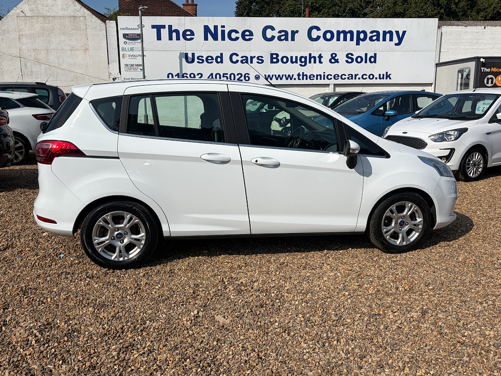 Ford B-Max 1.4 L Zetec White