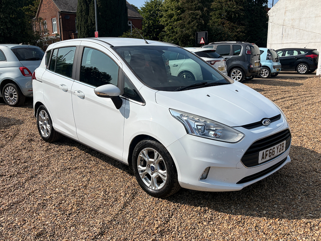 Ford B-Max 1.4 L Zetec White #2