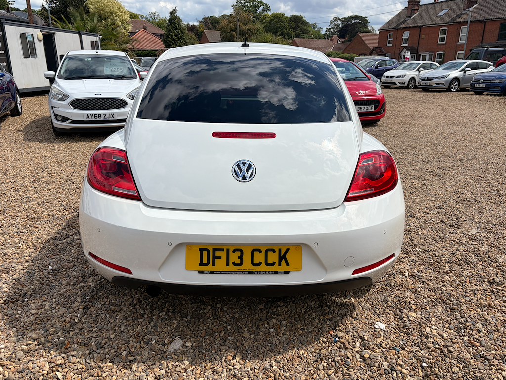 Volkswagen Beetle 1.2 L Design Tsi White #6