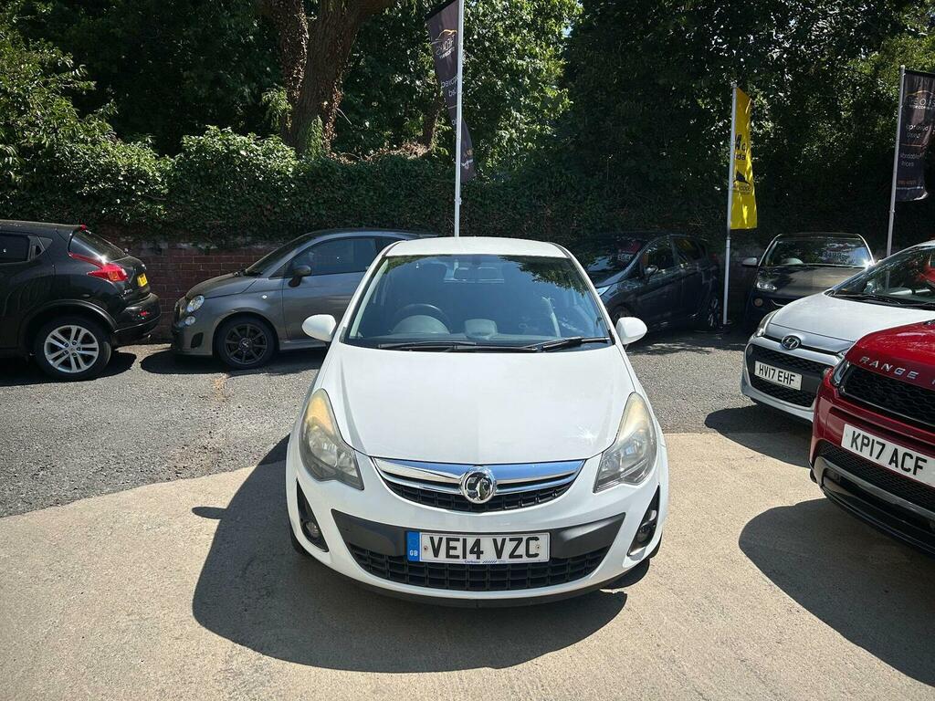 Vauxhall Corsa Hatchback 1.4 16V Excite Euro 5 Ac 201414 White #3