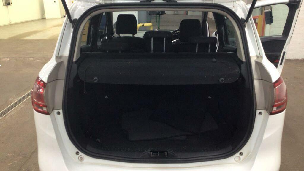 Ford B-Max 1.4 Zetec Red #13
