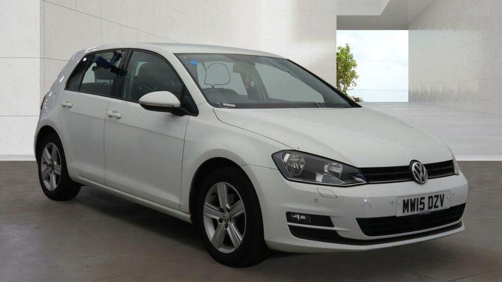 Volkswagen Golf Hatchback 1.4 Tsi Bluemotion Tech Match Euro 5 S White