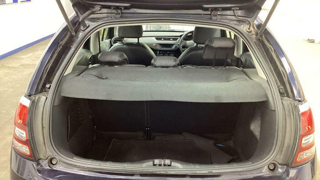Citroen C3 Hatchback Puretech White #13