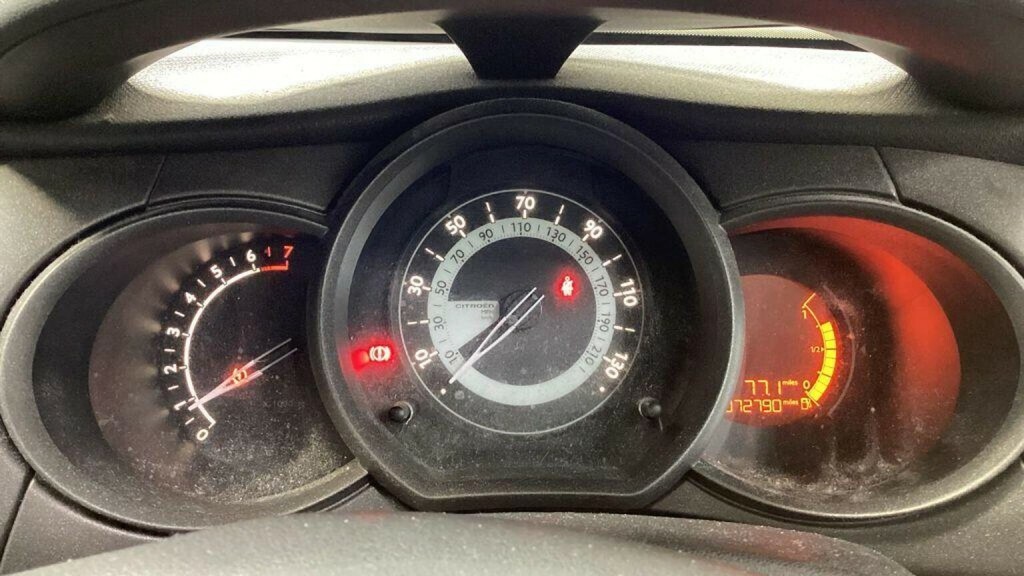 Citroen C3 Hatchback Puretech White #16
