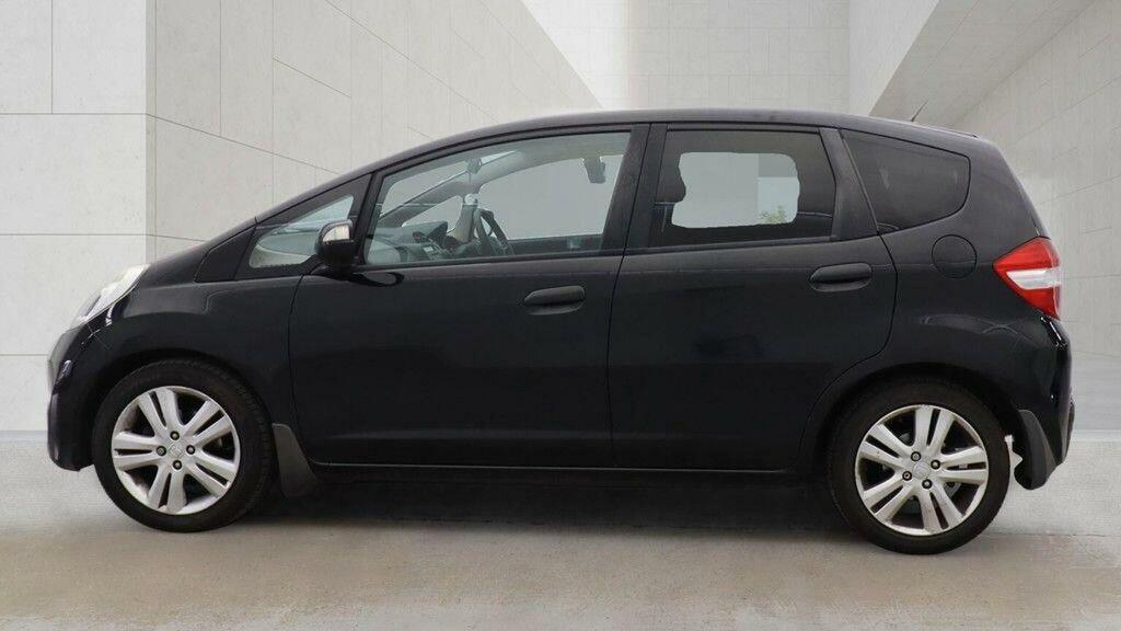 Honda Jazz Hatchback I-vtec Es 2012 Silver #8