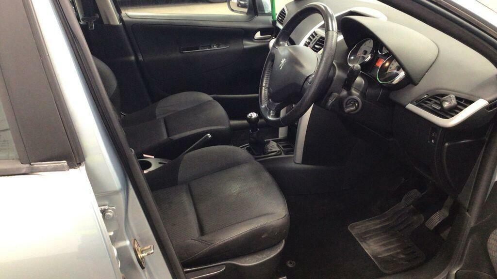 Peugeot 207 1.4 Vti Active Silver #12