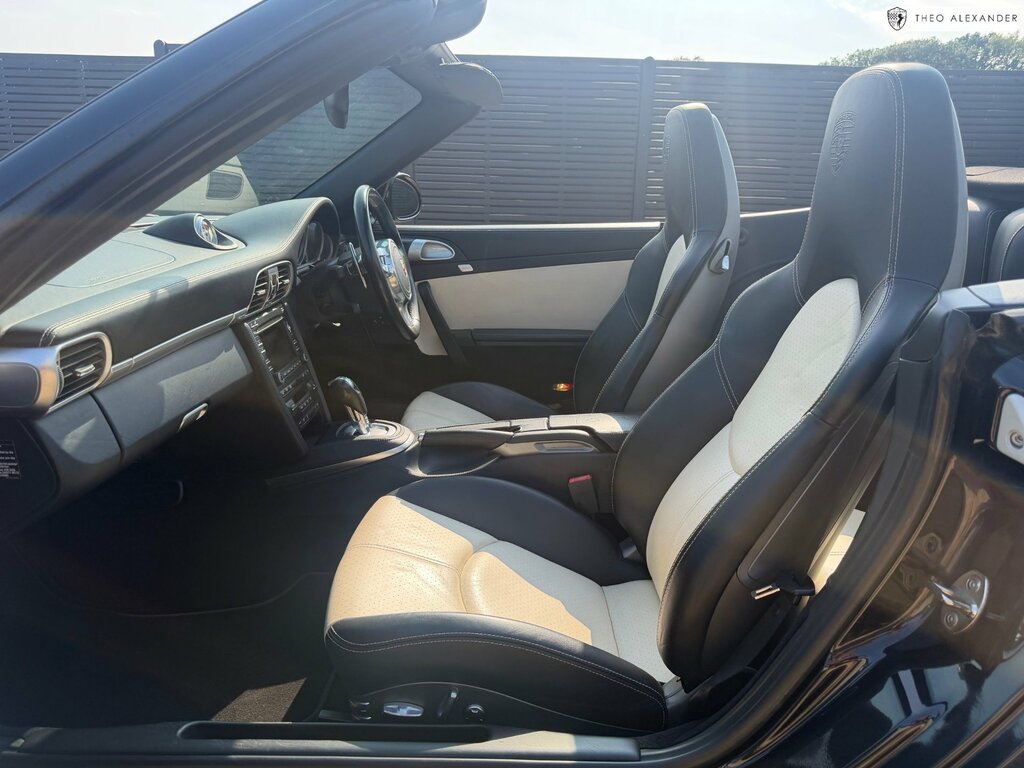 Porsche 911 911 T White #10