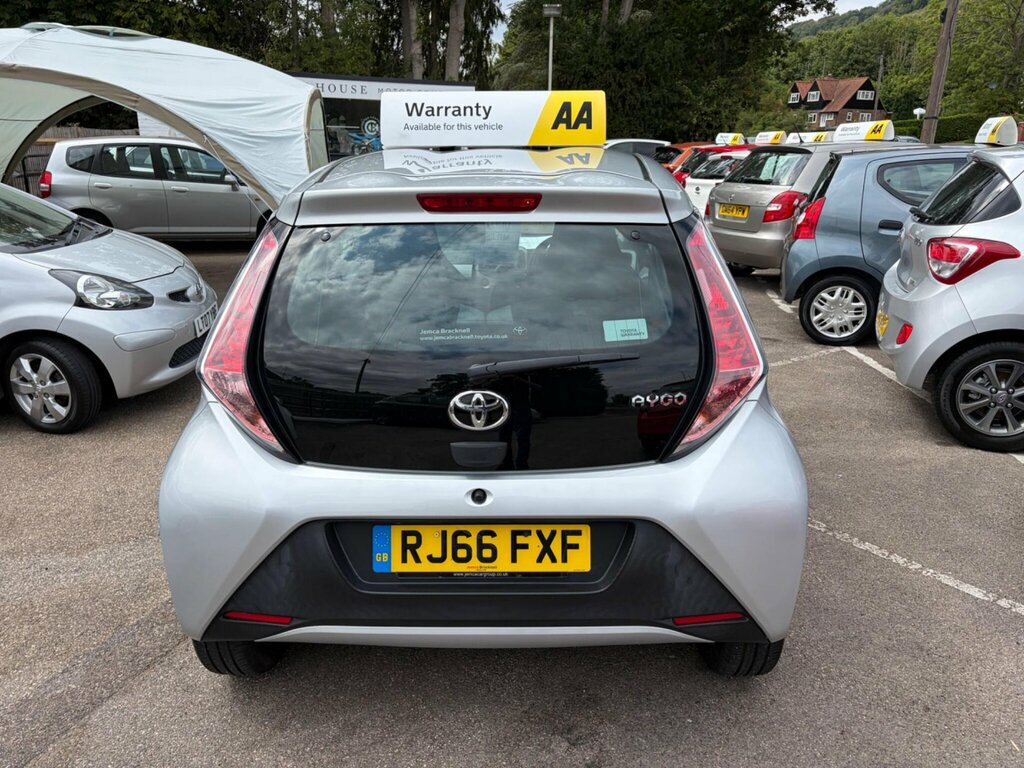 Toyota Aygo 1.0 Vvt-i X-play Euro 6 Silver #3