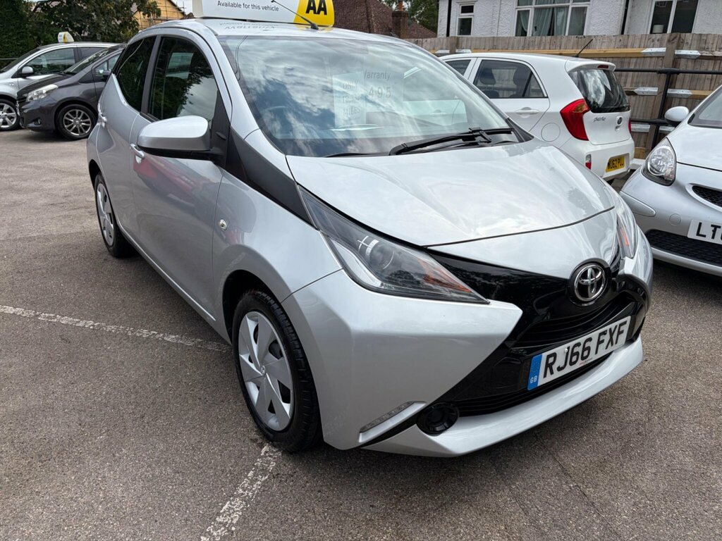 Toyota Aygo 1.0 Vvt-i X-play Euro 6 Silver