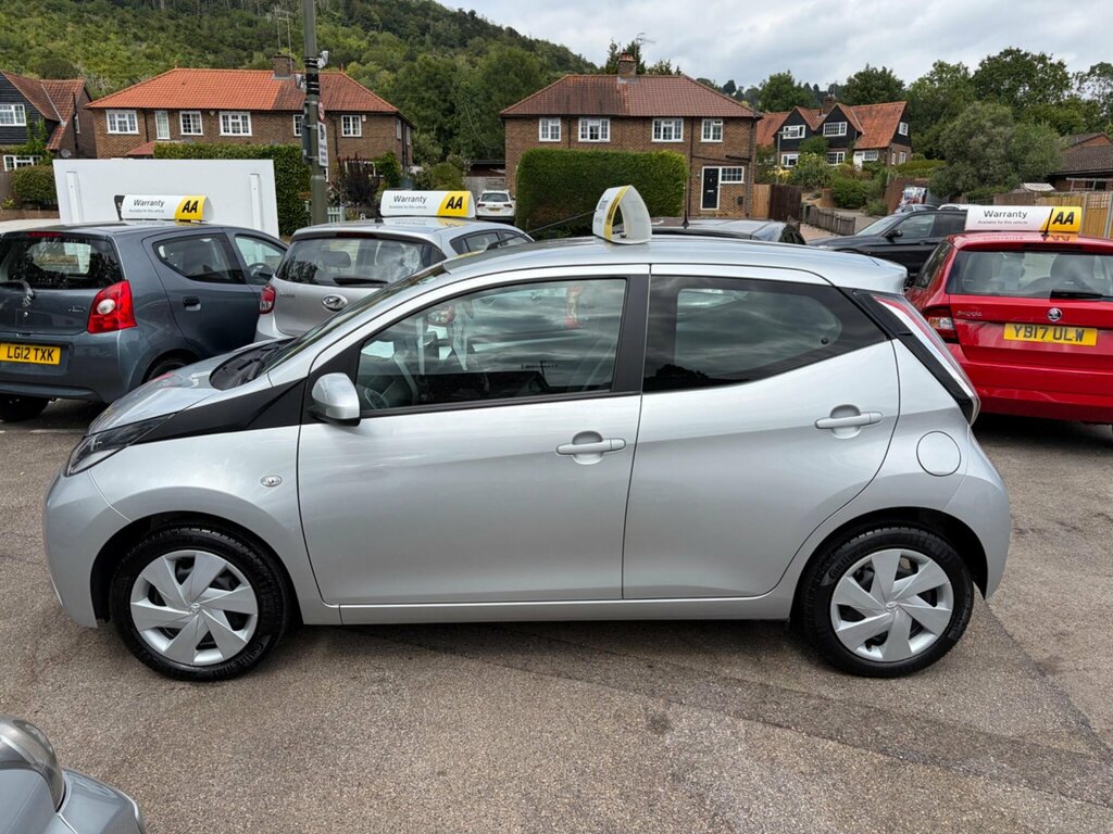 Toyota Aygo 1.0 Vvt-i X-play Euro 6 Silver #6