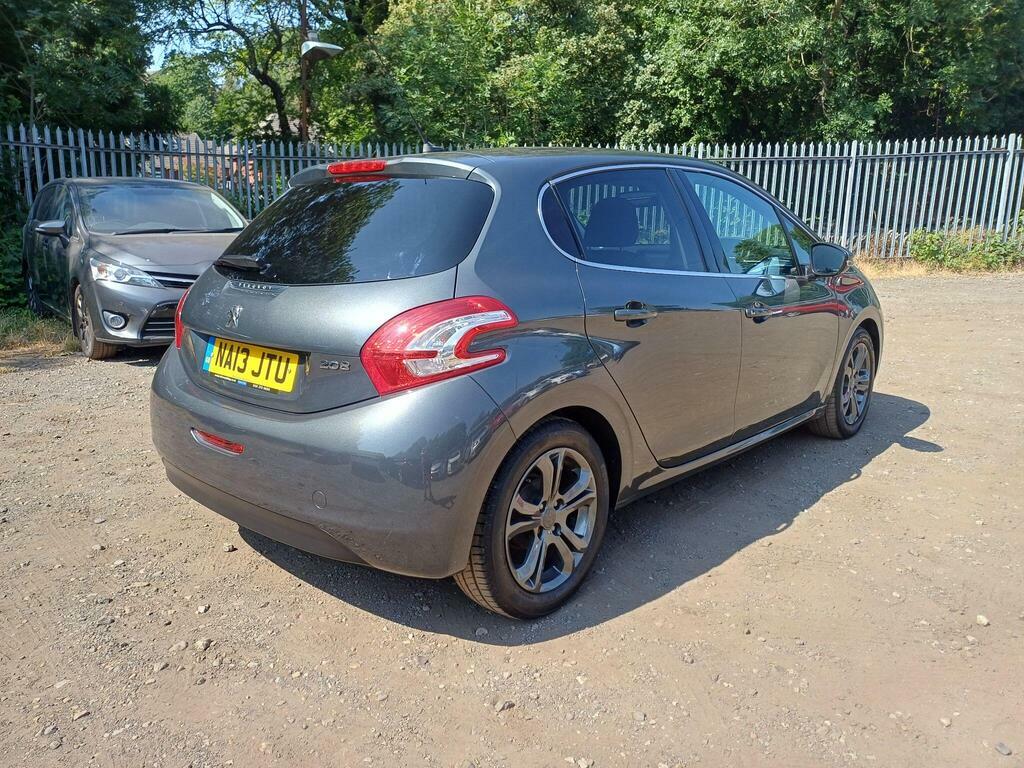 Peugeot 208 Active Silver #7