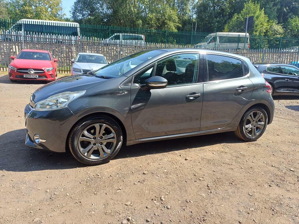 Peugeot 208 1.2 Vti Allure Euro 5 Grey #4