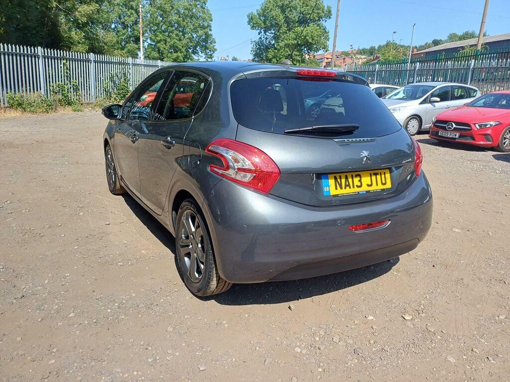 Peugeot 208 1.2 Vti Allure Euro 5 Grey #3